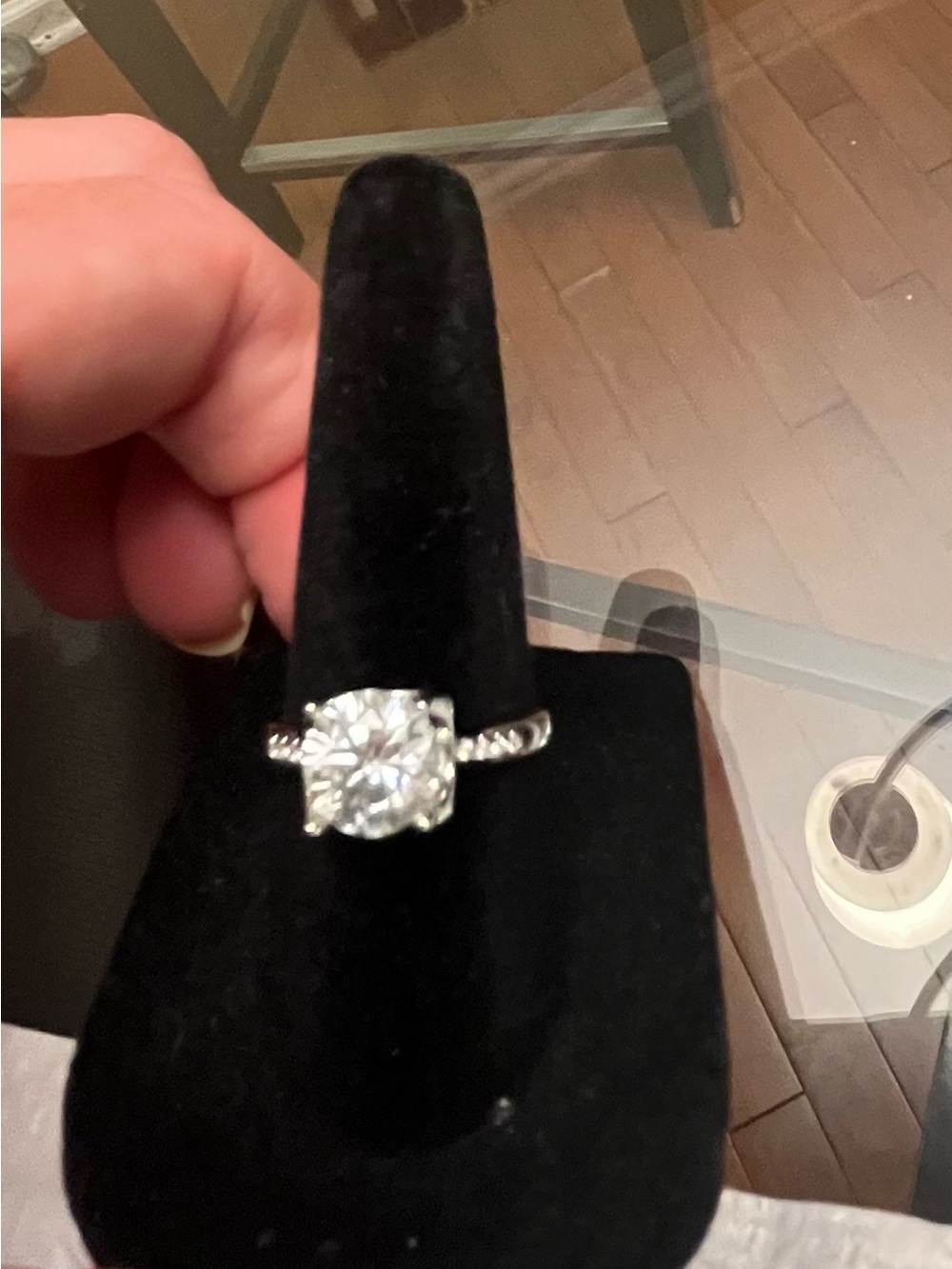 💎 Stunning Moissanite Solitaire Ring – Size 5